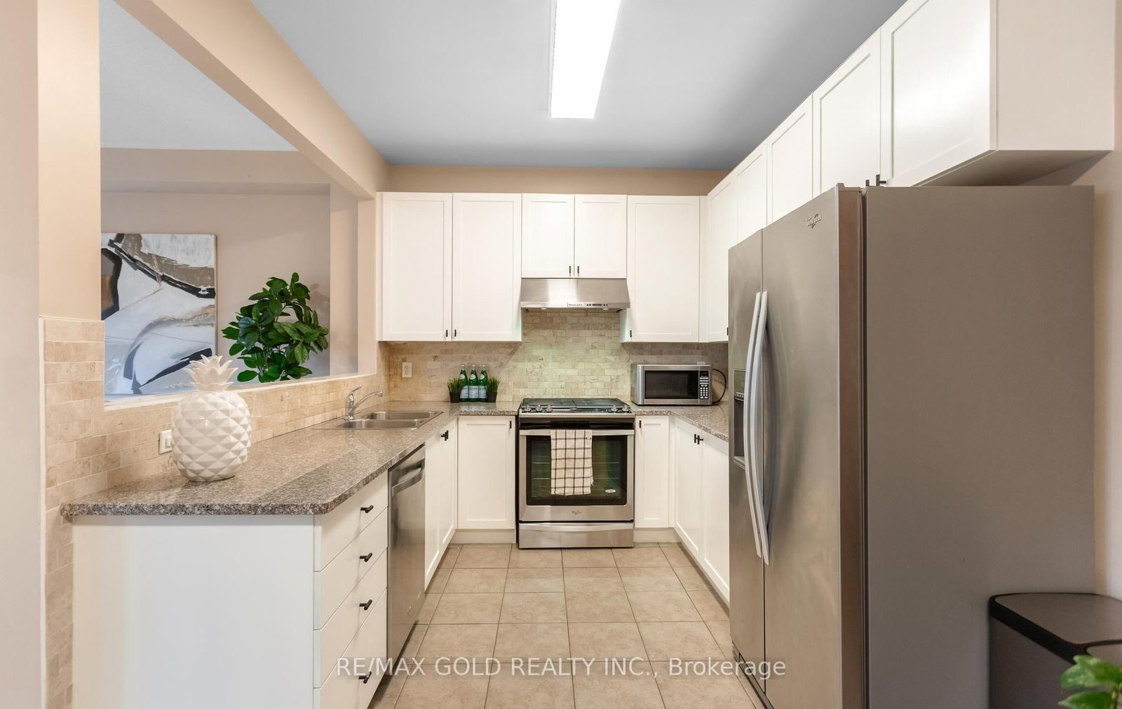 408 Bessborough Drive • Milton, ON photo 28
