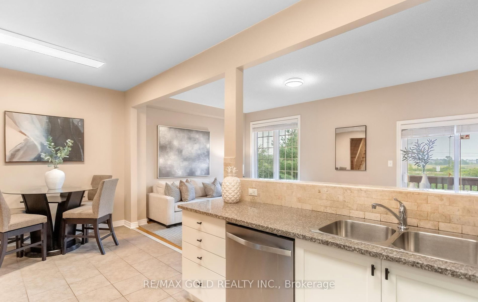 408 Bessborough Drive • Milton, ON photo 29