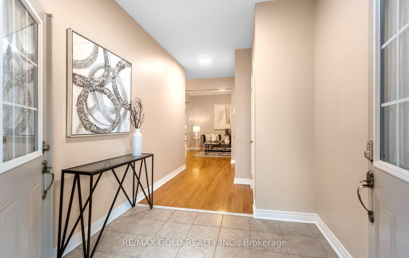 408 Bessborough Drive • Milton, ON photo 8