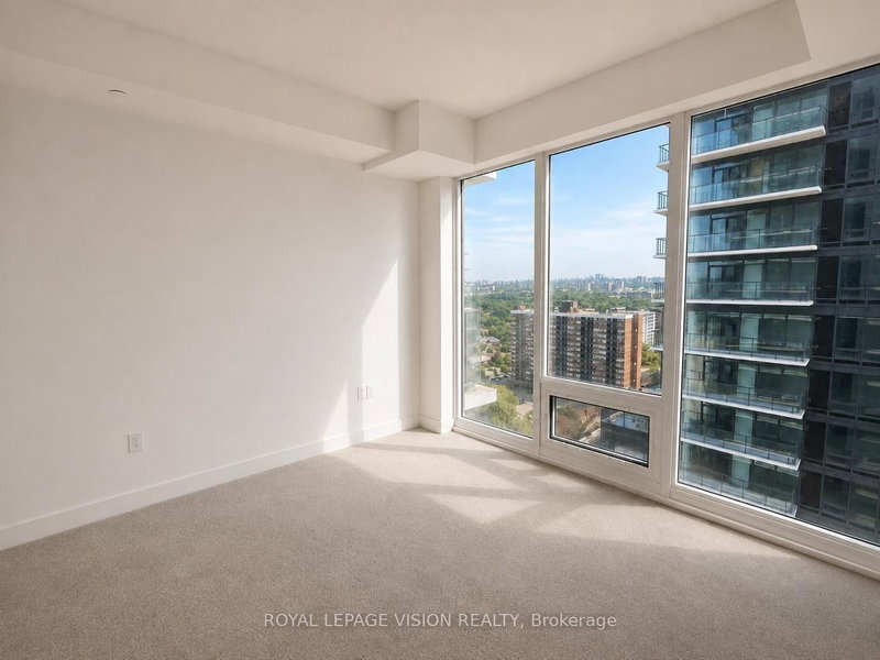 1905 - 4010 Eglinton Avenue W