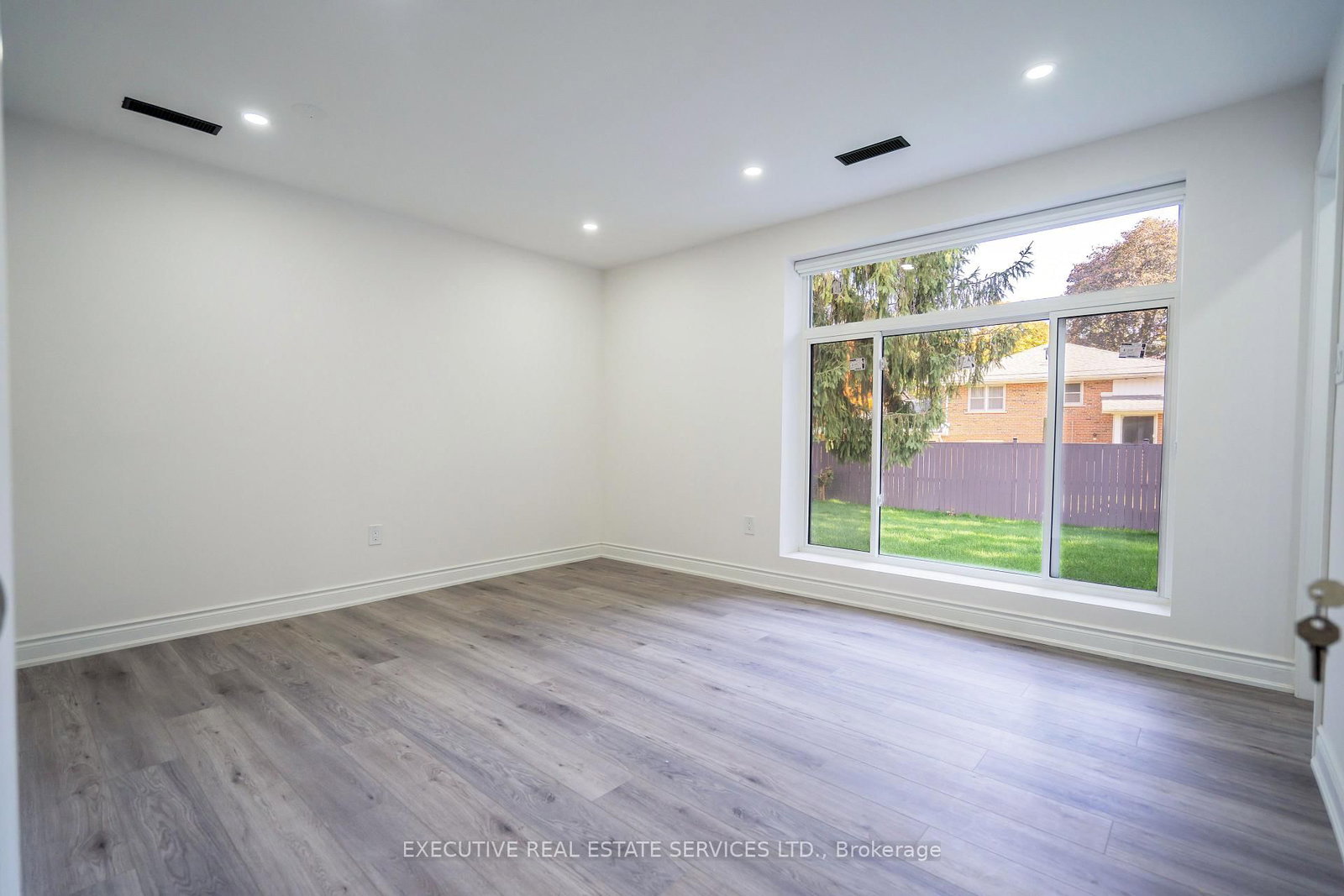 646 Sequin Crescent • Mississauga, ON photo 21