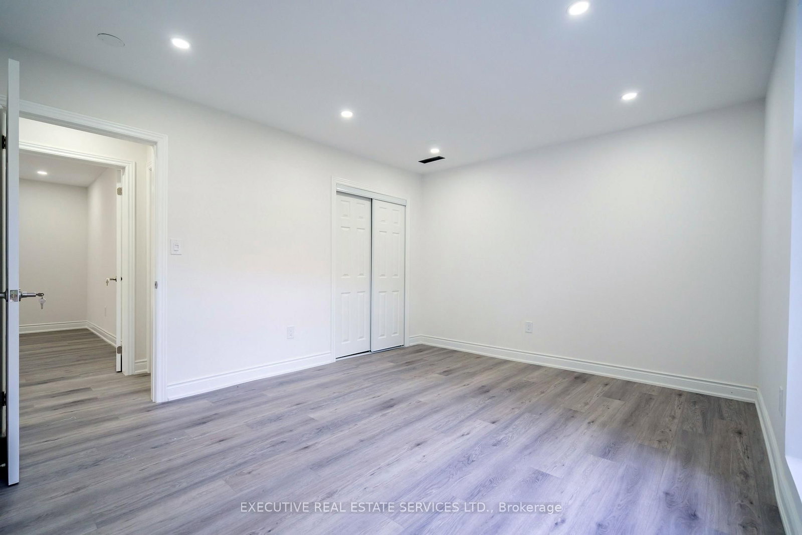 646 Sequin Crescent • Mississauga, ON photo 22