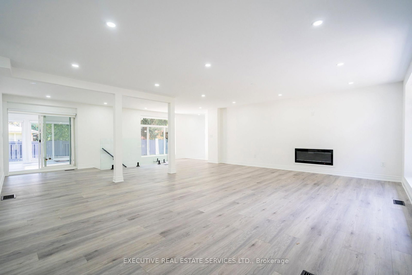 646 Sequin Crescent • Mississauga, ON photo 9