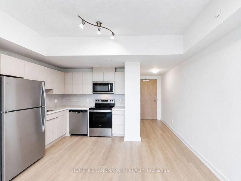 2825 Jane St photo 4