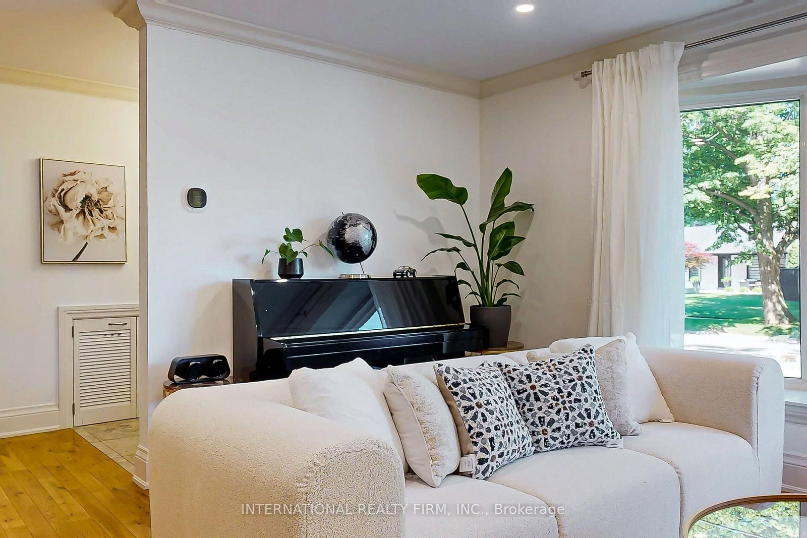 1594 Sunnycove Drive • Mississauga, ON photo 8