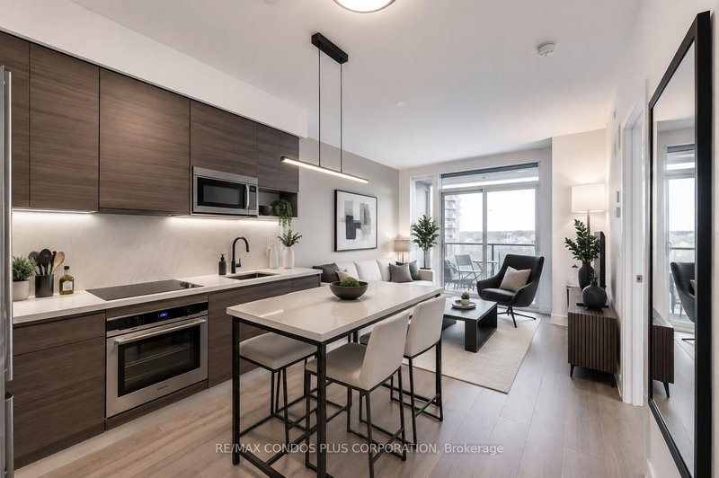 707 - 36 Park Lawn Road