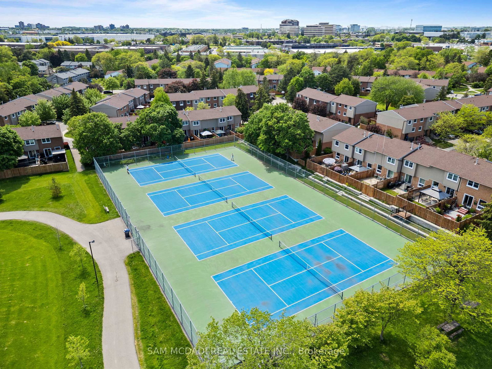 6625 Falconer Drive • #38 • Mississauga, ON photo 38