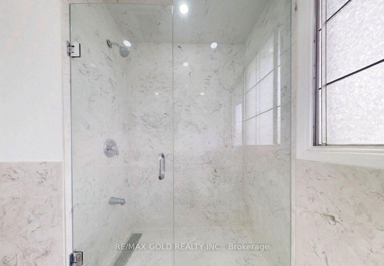 7033 Netherbrae Road • #8 • Mississauga, ON photo 15