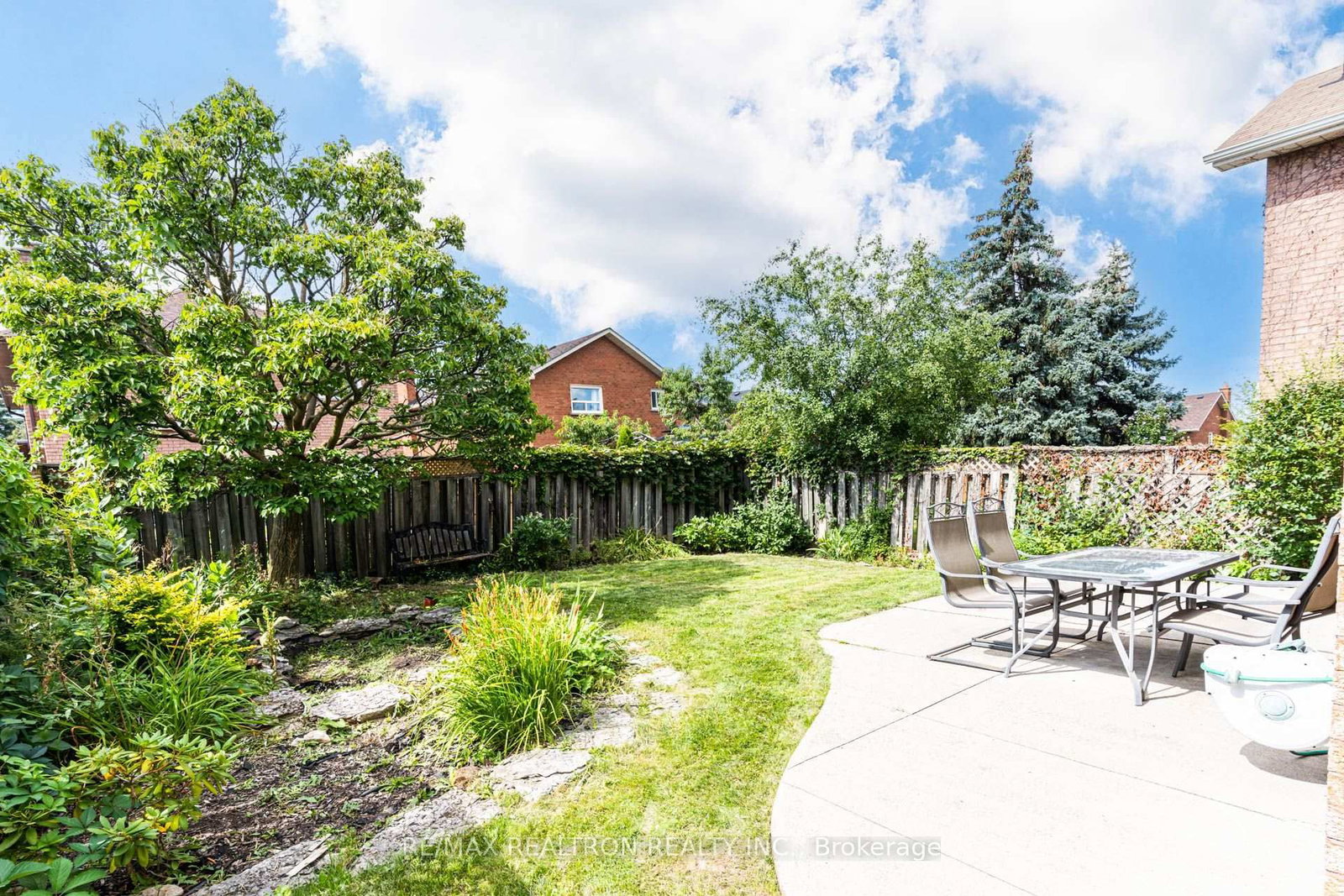 4379 Radisson Crescent • Mississauga, ON photo 39