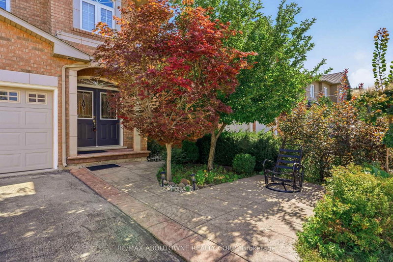 2381 Grand Oak Trail