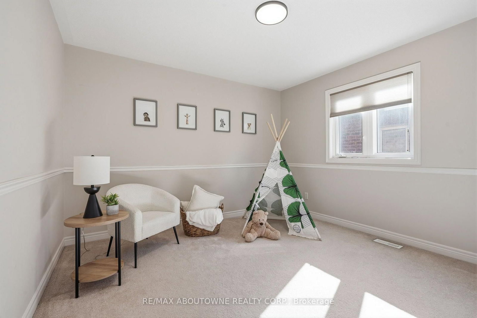 2381 Grand Oak Trail • Oakville, ON photo 25