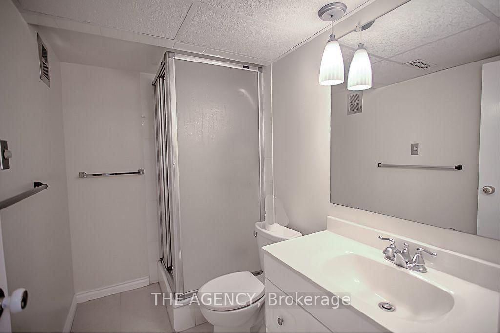 14 Wareside Road • Toronto, ON photo 12