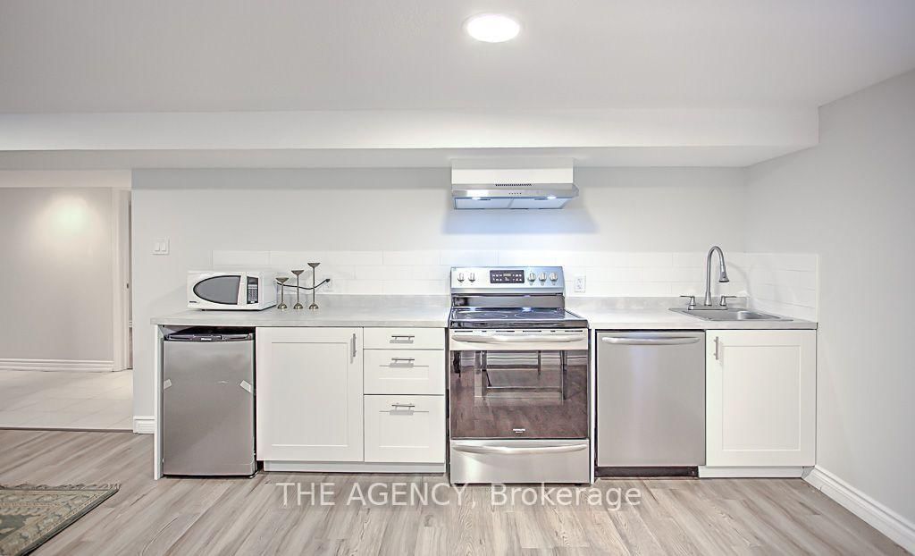 14 Wareside Road • Toronto, ON photo 18