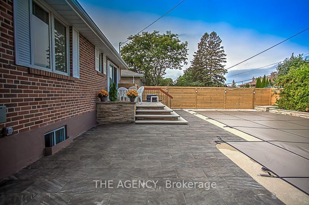 14 Wareside Road • Toronto, ON photo 26