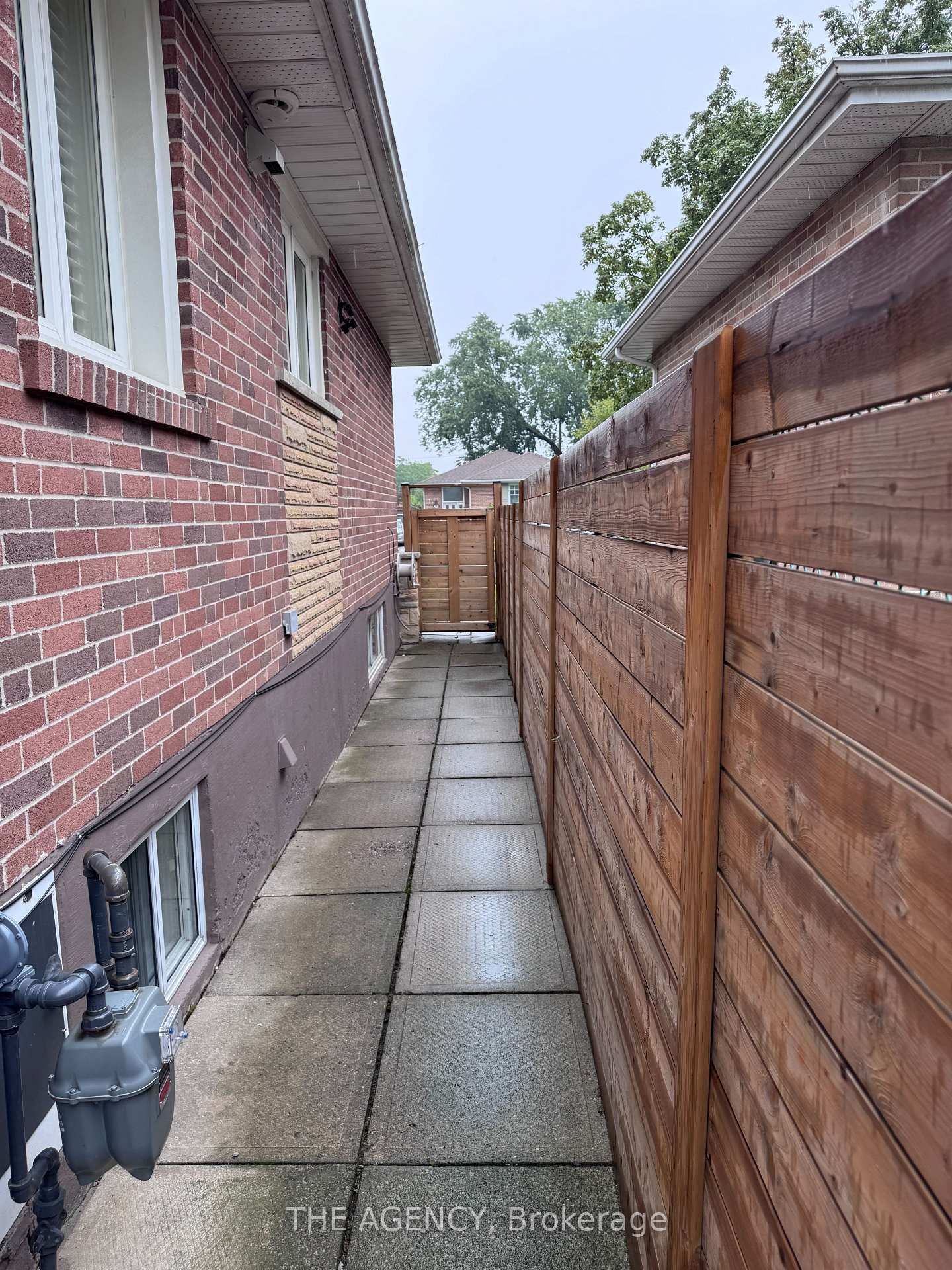 14 Wareside Road • Toronto, ON photo 28