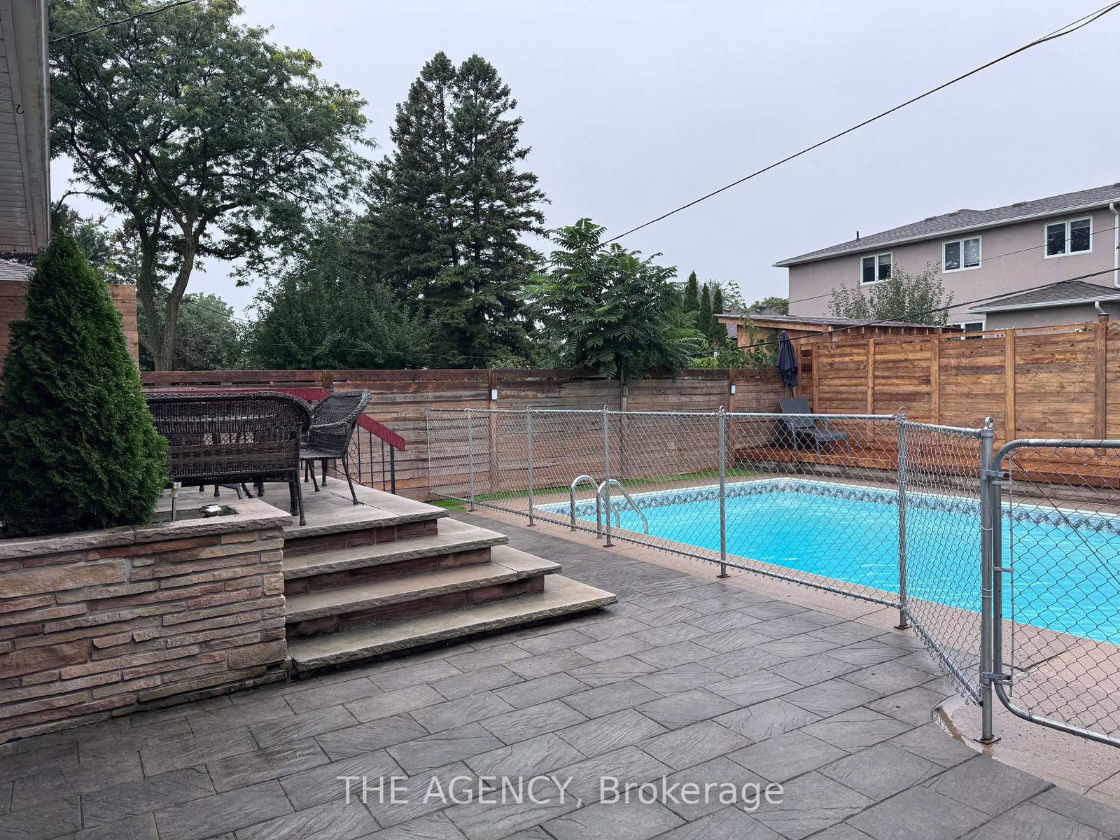 14 Wareside Road • Toronto, ON photo 37
