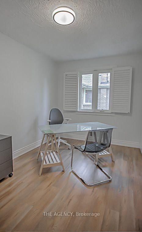 14 Wareside Road • Toronto, ON photo 8