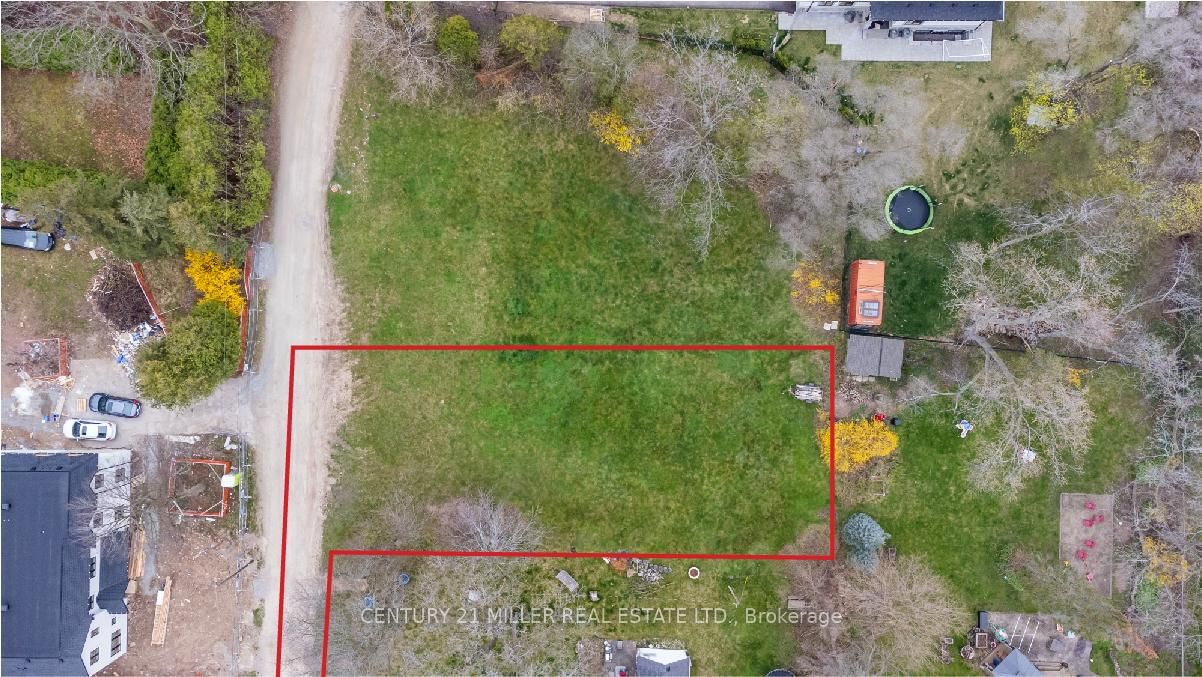 1066 Sixth Line • Oakville, ON photo 3