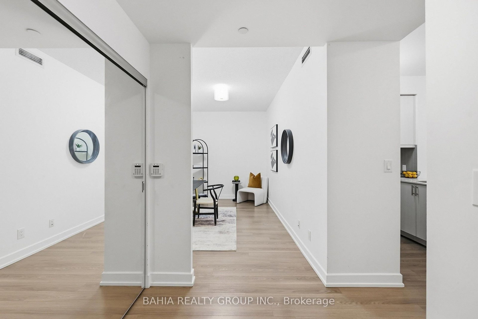6 Eva Road • #301 • Toronto, ON photo 4