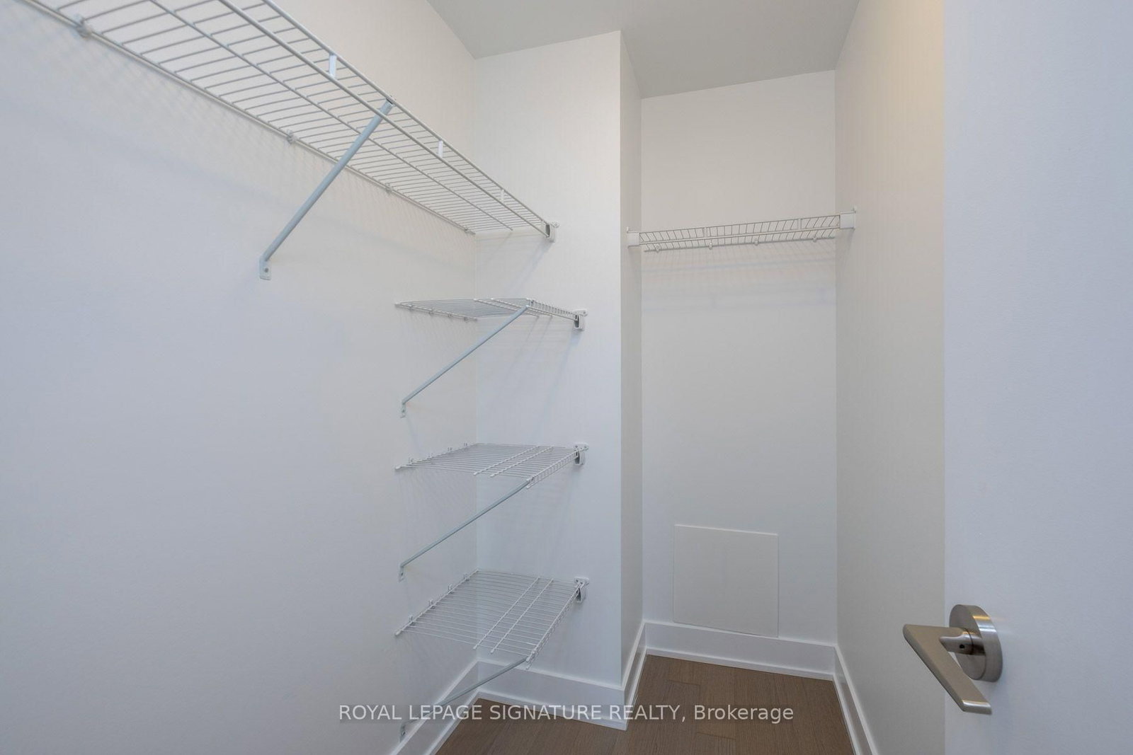 30 Shore Breeze Drive • #230 • Toronto, ON photo 16