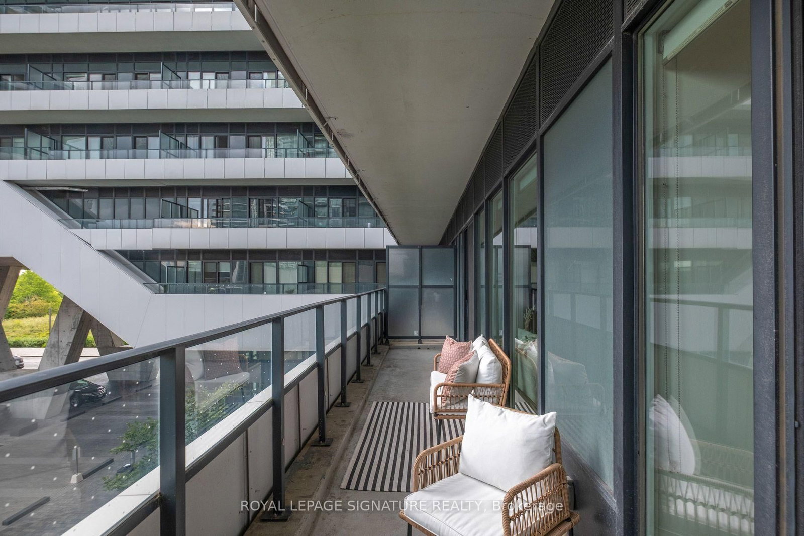 30 Shore Breeze Drive • #230 • Toronto, ON photo 17