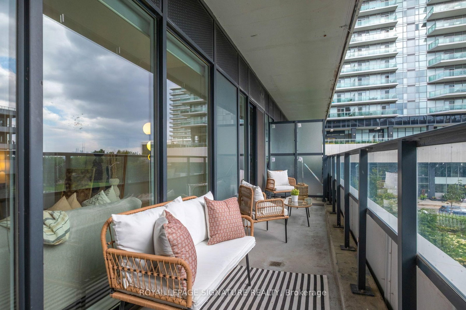 30 Shore Breeze Drive • #230 • Toronto, ON photo 19