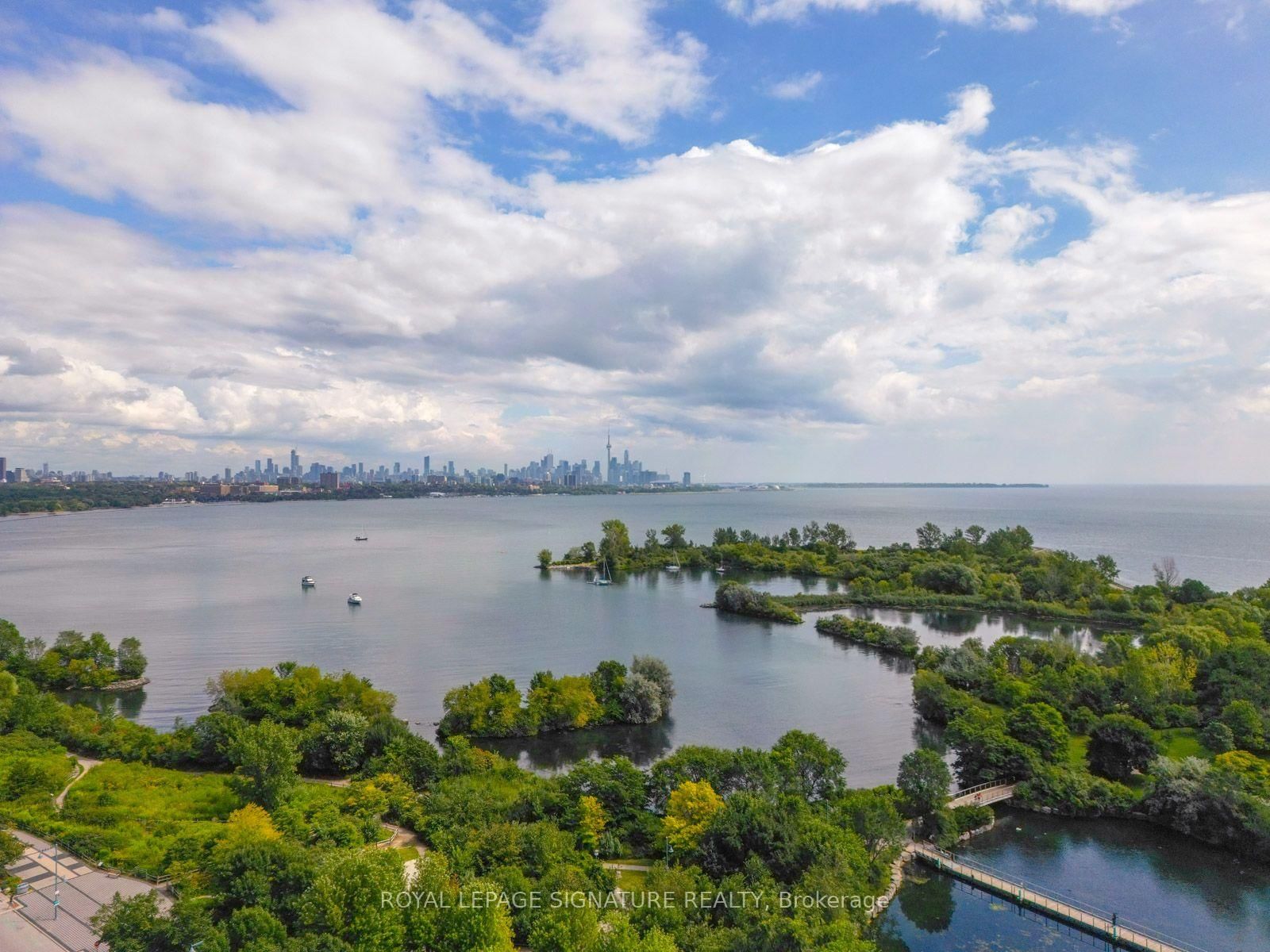 30 Shore Breeze Drive • #230 • Toronto, ON photo 28