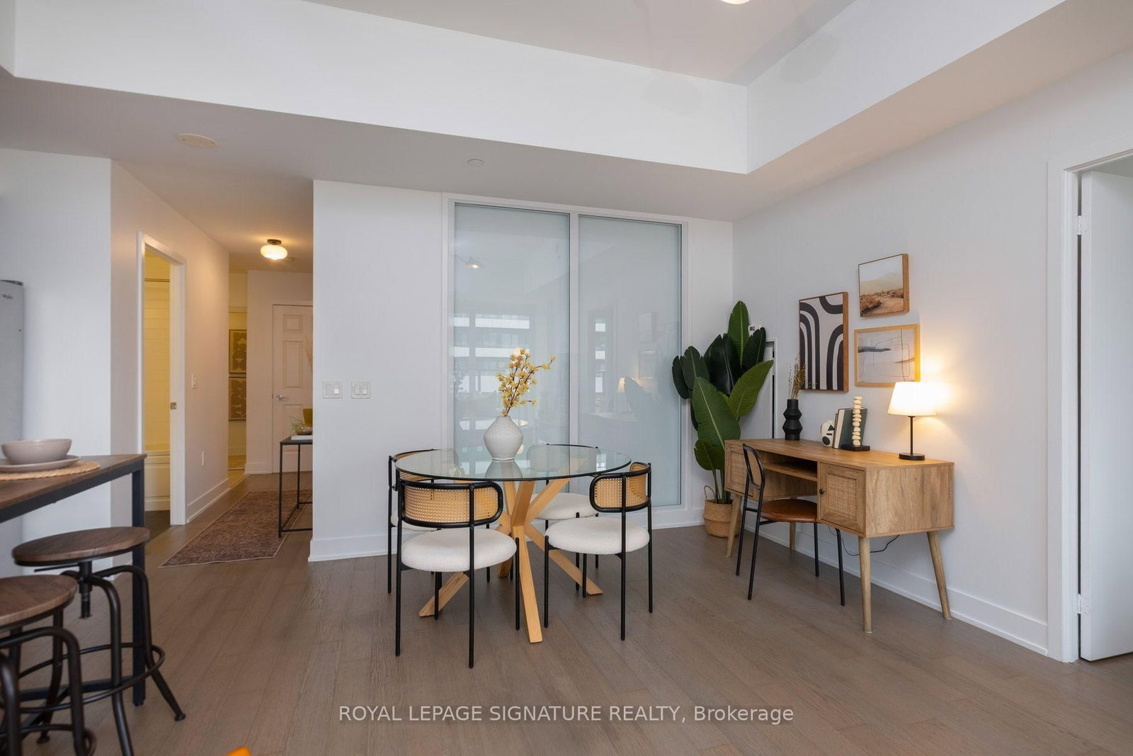 30 Shore Breeze Drive • #230 • Toronto, ON photo 6