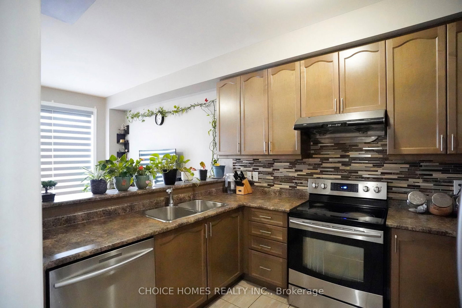 71 Pendulum Circle • Brampton, ON photo 10