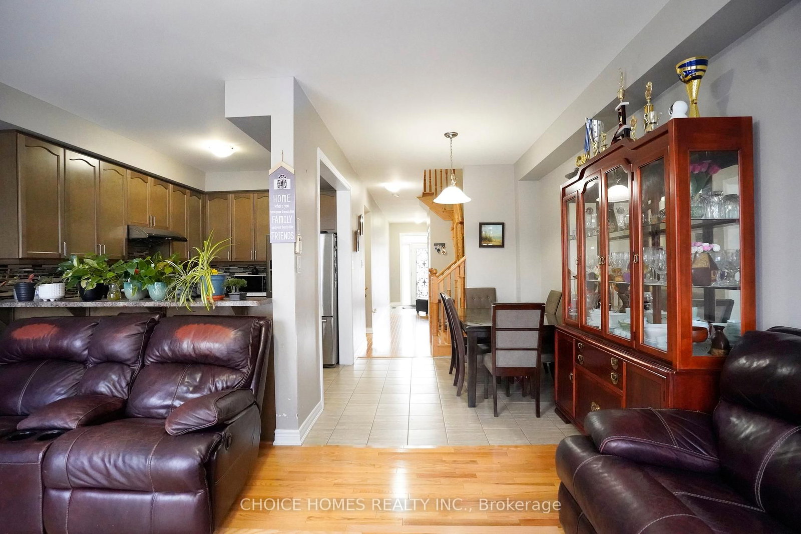 71 Pendulum Circle • Brampton, ON photo 7