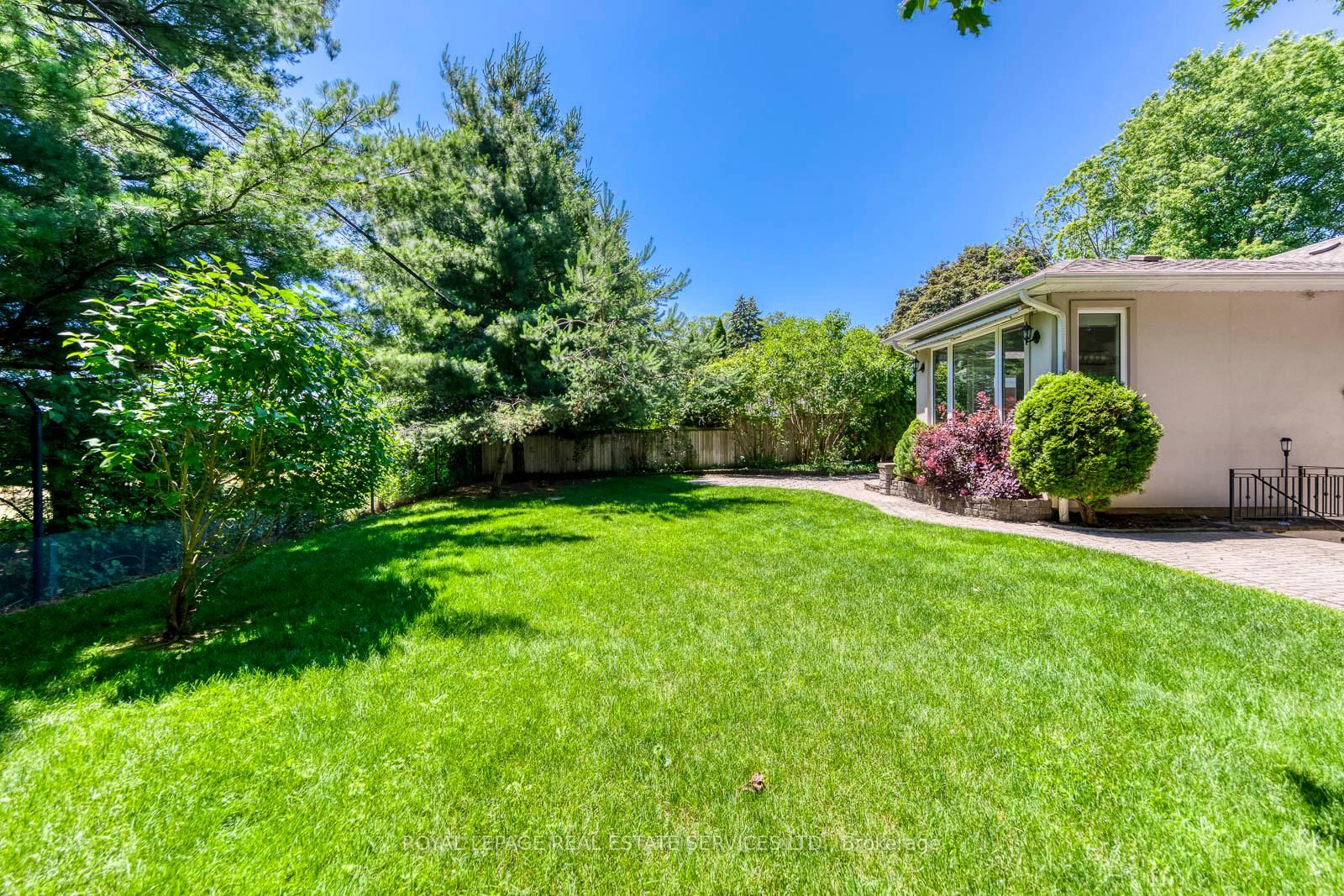 1602 Lincolnshire Boulevard • Mississauga, ON photo 35