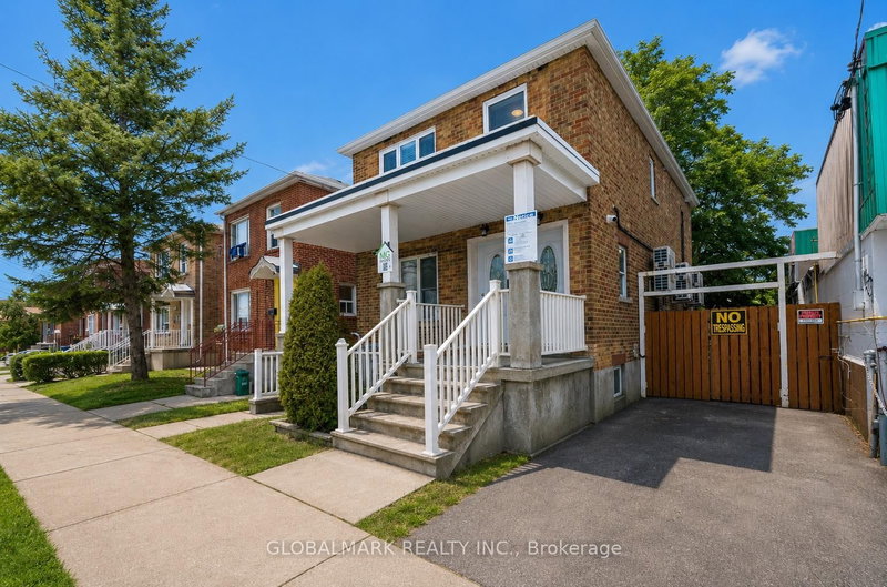 1382 Weston Road