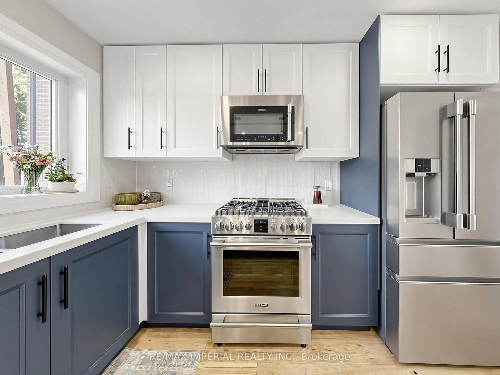 404 Glen Park Avenue • Toronto, ON photo 13