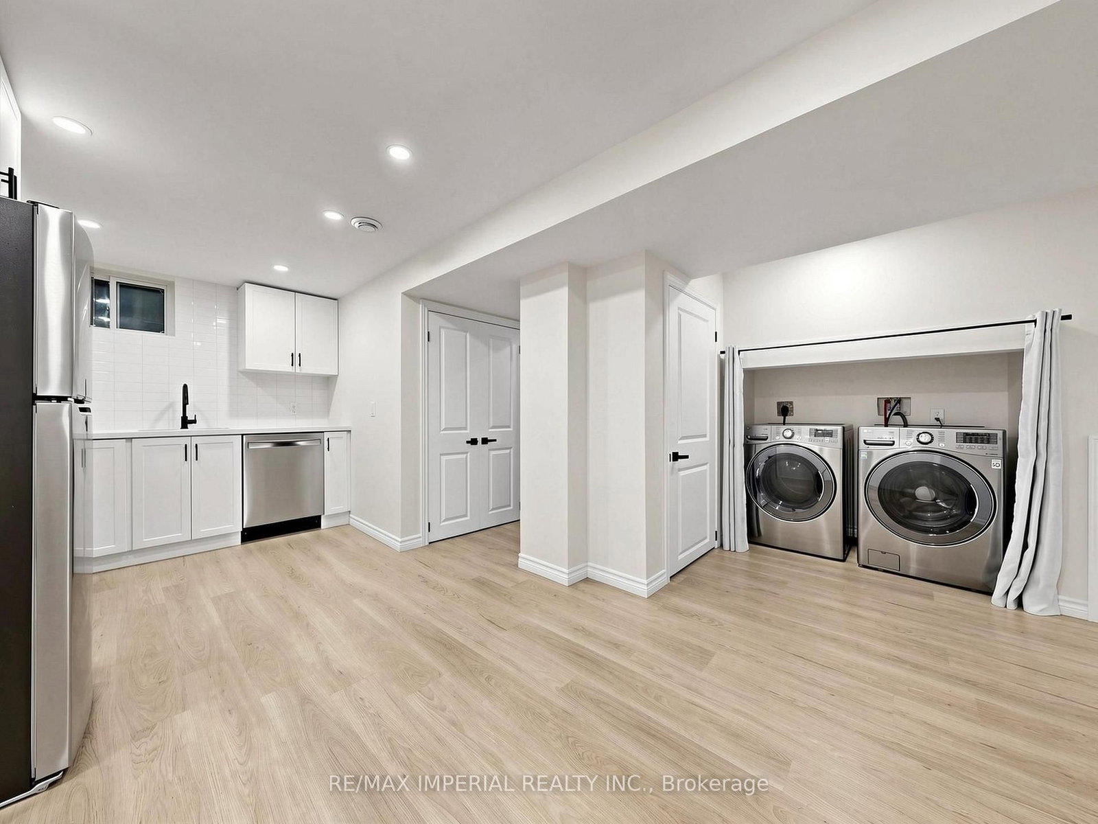 404 Glen Park Avenue • Toronto, ON photo 30