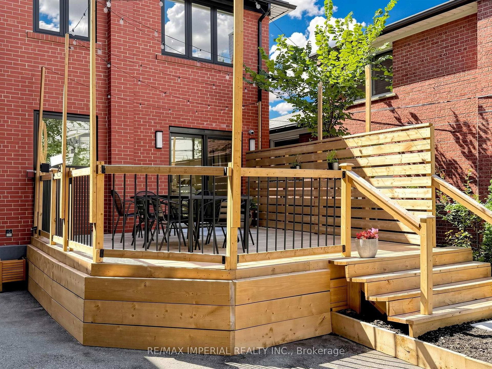 404 Glen Park Avenue • Toronto, ON photo 39