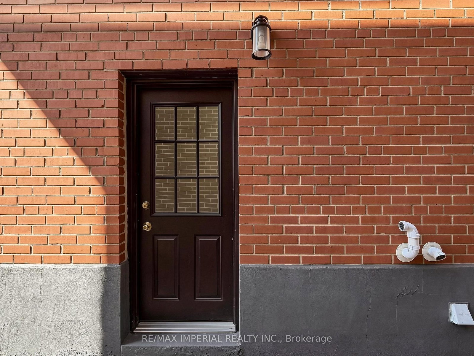 404 Glen Park Avenue • Toronto, ON photo 45