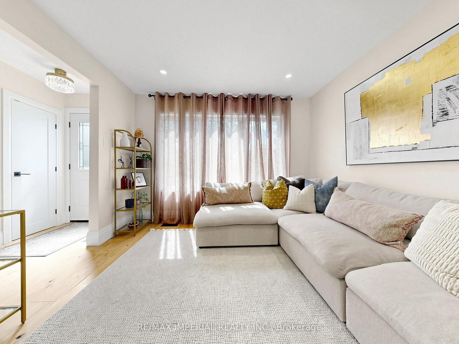 404 Glen Park Avenue • Toronto, ON photo 5