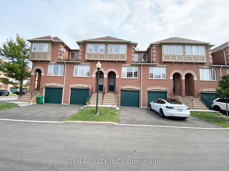 42 - 3020 Cedarglen Gate