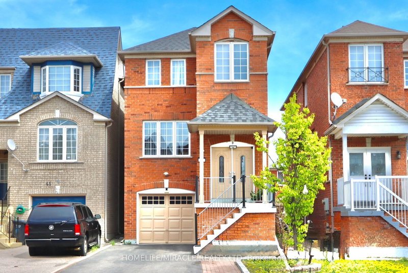 43 Caranci Crescent