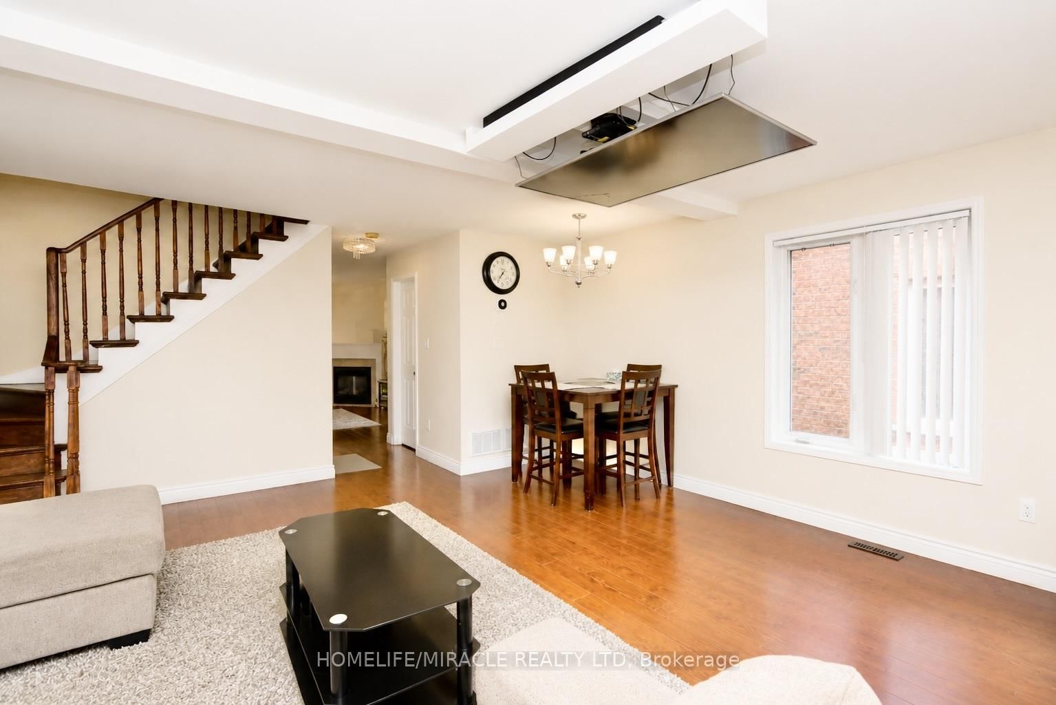 43 Caranci Crescent • Brampton, ON photo 5