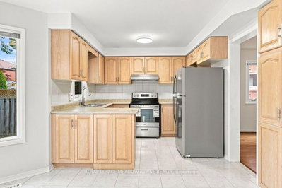 3268 Cajun Crescent • Mississauga, ON photo 8