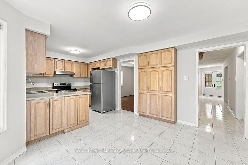 3268 Cajun Crescent • Mississauga, ON photo 9