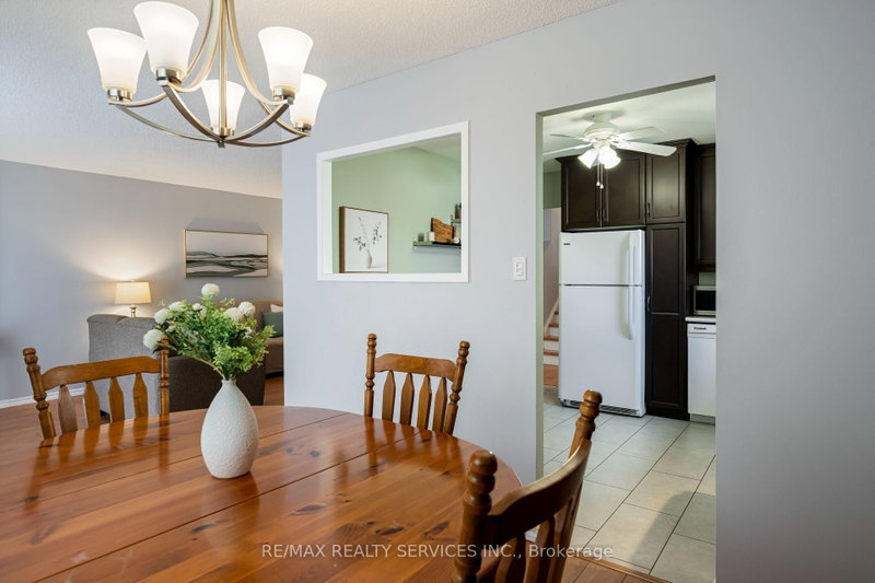 6 Glenridge Brampton,ON L6S 1N3 — Photo 18
