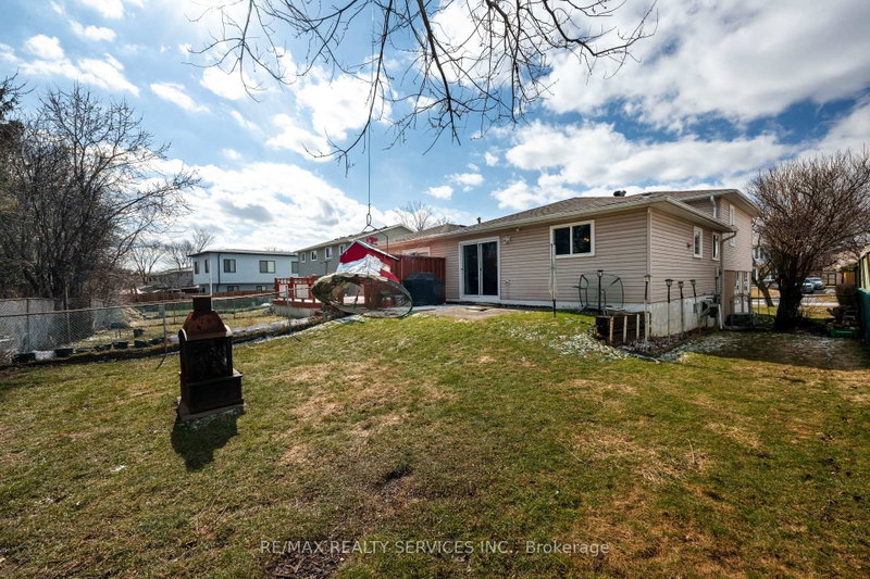 6 Glenridge Brampton,ON L6S 1N3 — Photo 39