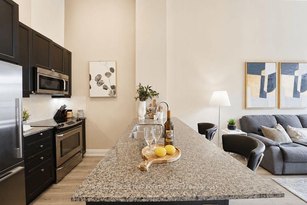 35 Fontenay Court • #202 • Toronto, ON photo 20