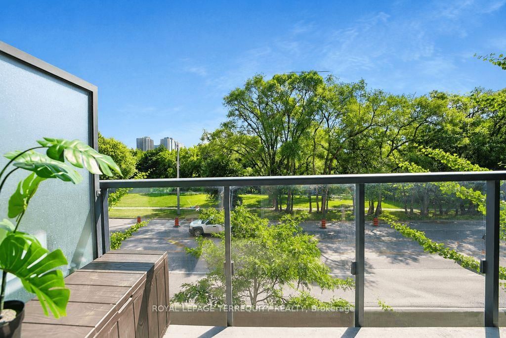 35 Fontenay Court • #202 • Toronto, ON photo 23
