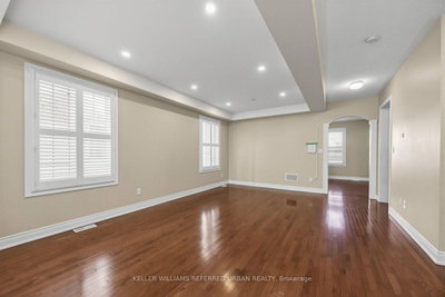 30 Deseronto Street • Brampton, ON photo 8