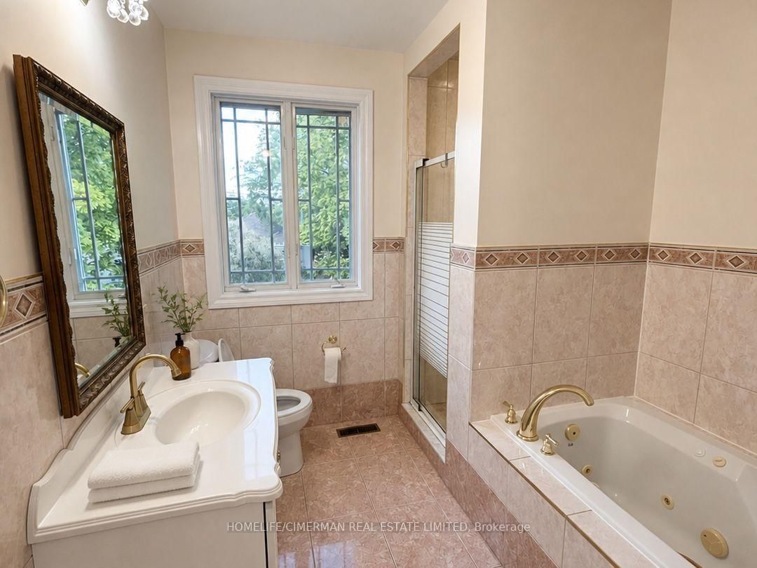 43 Riverlea Drive • Toronto, ON photo 15