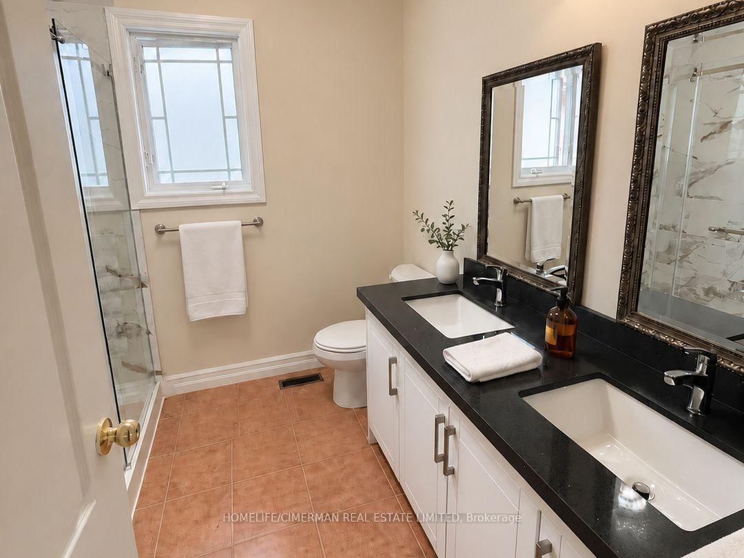 43 Riverlea Drive • Toronto, ON photo 18