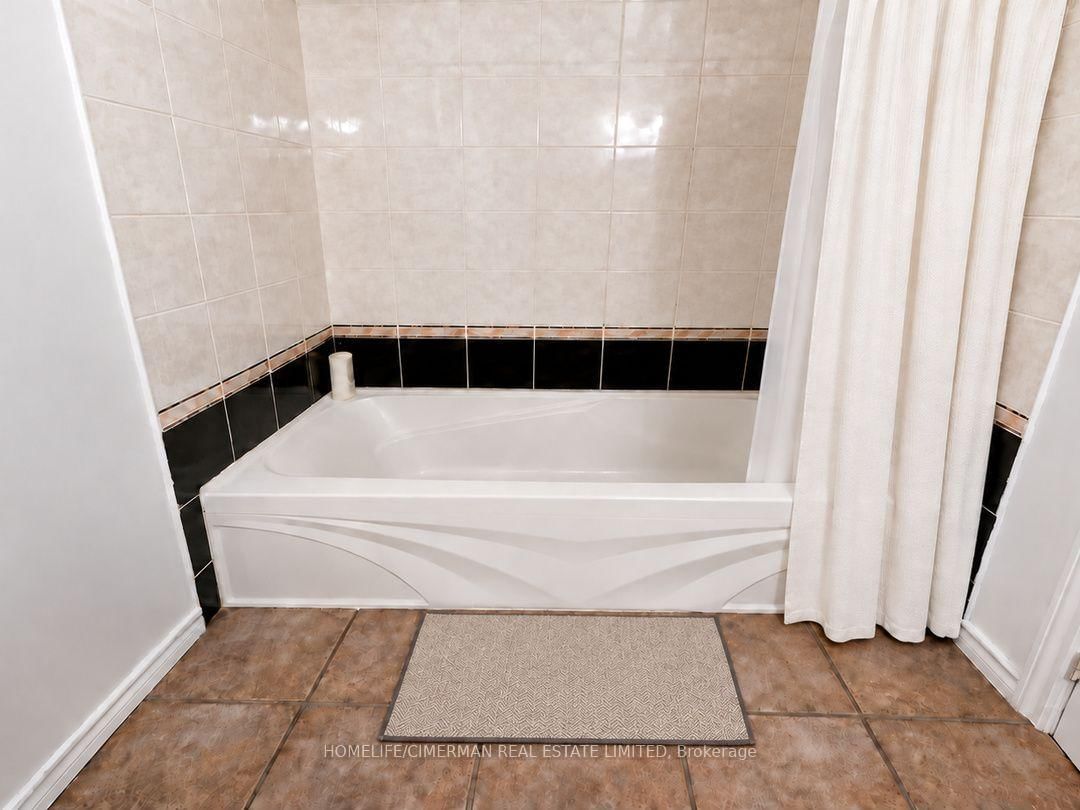 43 Riverlea Drive • Toronto, ON photo 24